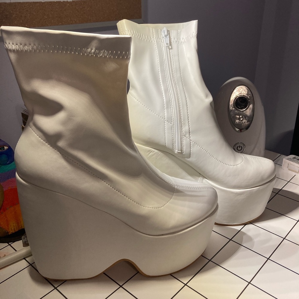 Dollskill, high heel platform heels/boots. Size 8.5. Cream color